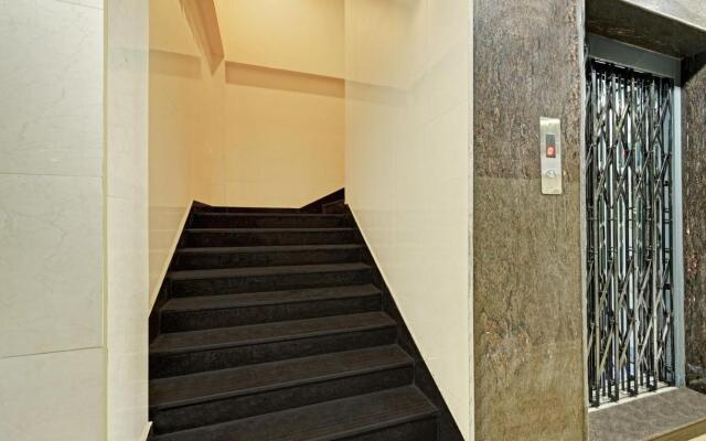 Itsy Hotels Sri Sai Grand Inn