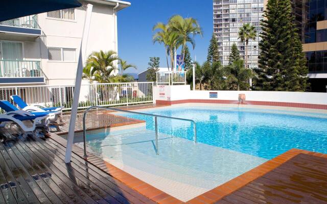 Raffles Royale