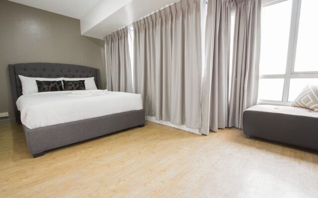 Oasis Regency at Fort Victoria BGC