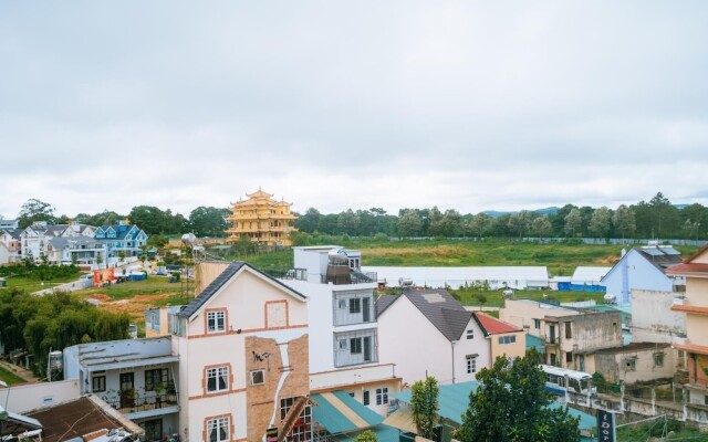 Huyen 179 Hotel