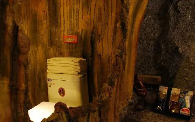 Mango Theme Hotel (Mudanjiang Cultural Palace Square)