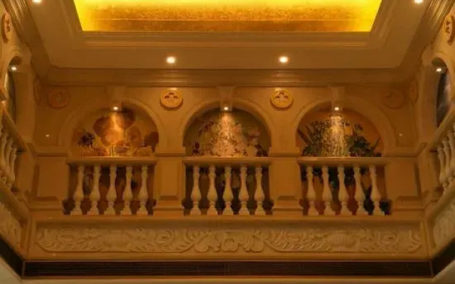 Vienna Hotel (Shenyang Central Street)