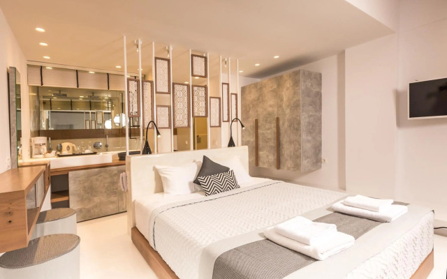 Oia Suites