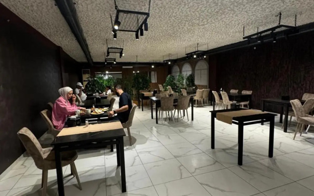 Marina Green Residence & Hotel