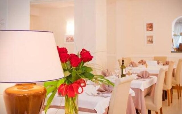 International Beach Hotel
