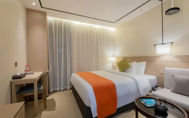 2020SMART Hotel (Sea World, Shui Wan MRT Station)
