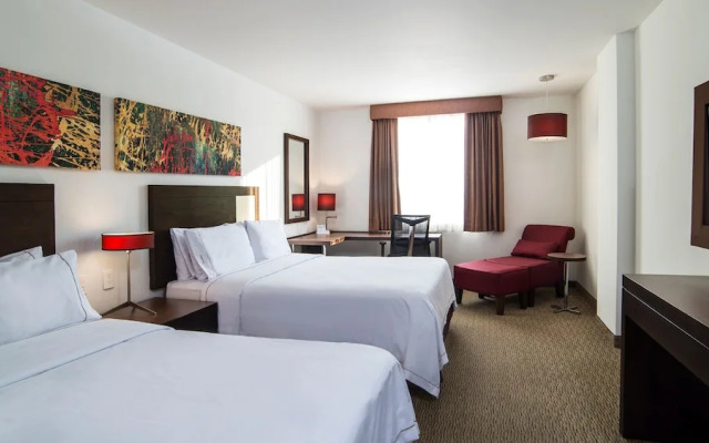 Holiday Inn Express Guadalajara Uag