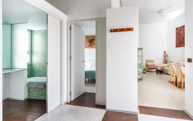 Apartamento con Patio y piscina