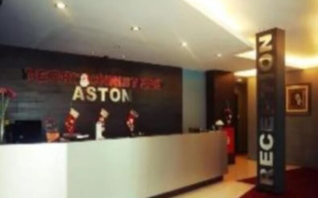Aston Boutec Hotel Lintas Plaza