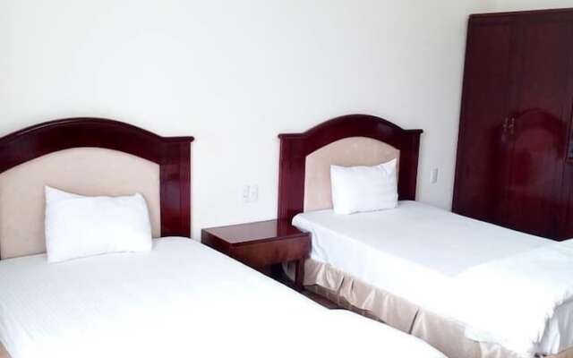 Amazon Vinh Hotel