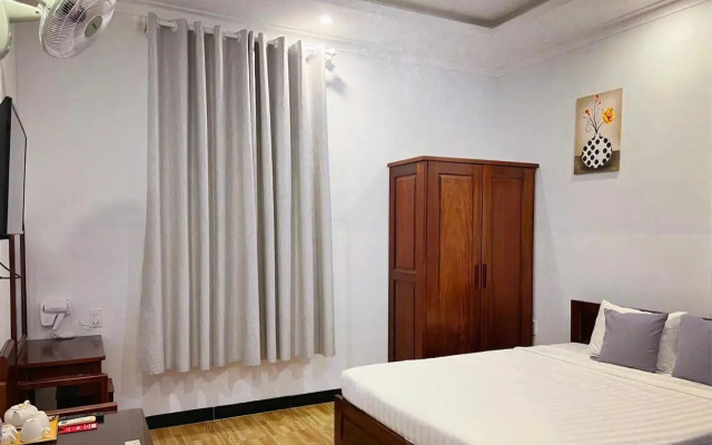 Hotel Minh Quang