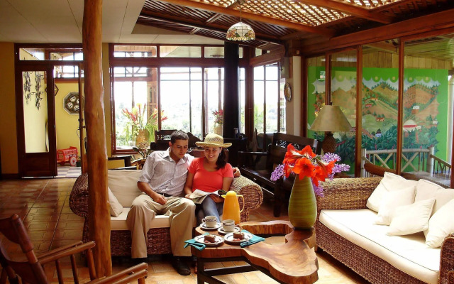 Guayabo Lodge