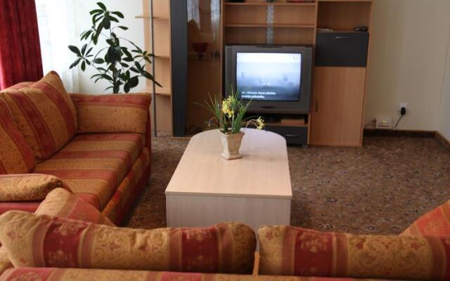 Anre Apartments