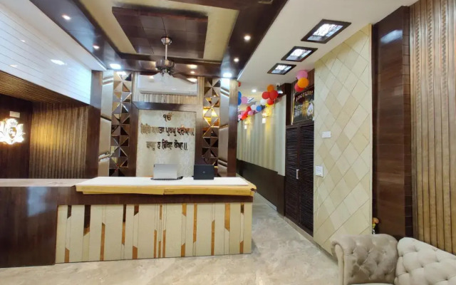 Guntas Residency
