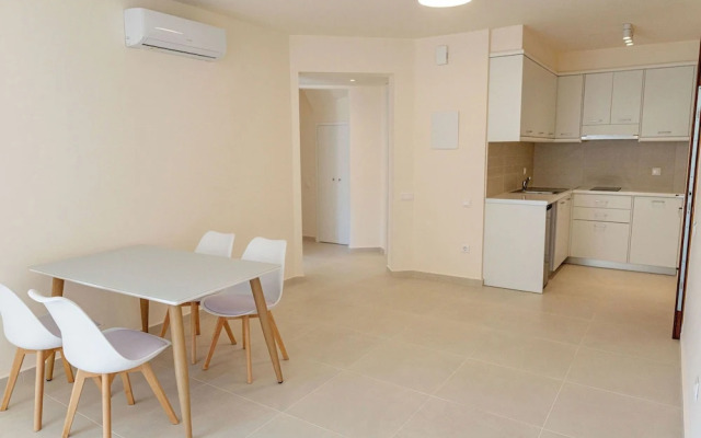 Phaedrus Living: Seaside Thalassa Cretan 102