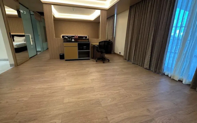 37th Crescent Navi Mumbai