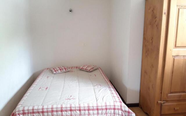 Appartement Albiez-Montrond, 2 pièces, 5 personnes - FR-1-618-7