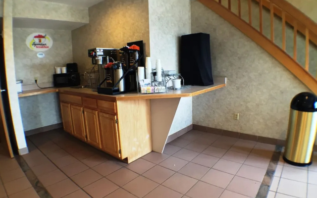 Super 8 Canandaigua