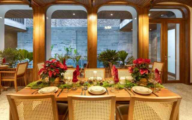 Vernalhome Boutique Danang Hotel