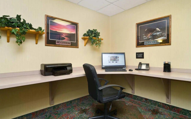 Hampton Inn New Philadelphia