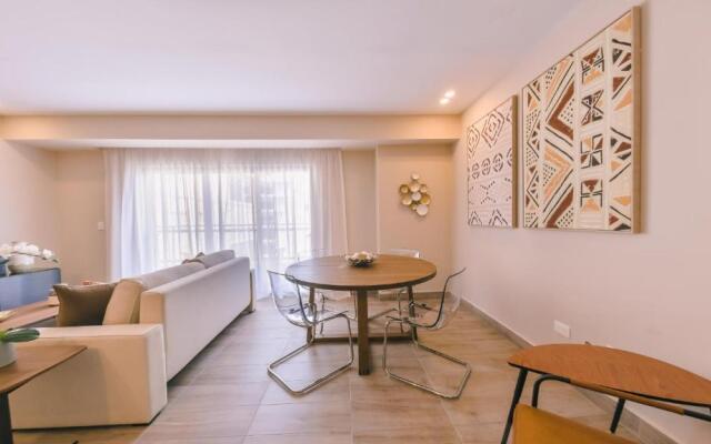 Regatta Living II With Breakfast Included - 905