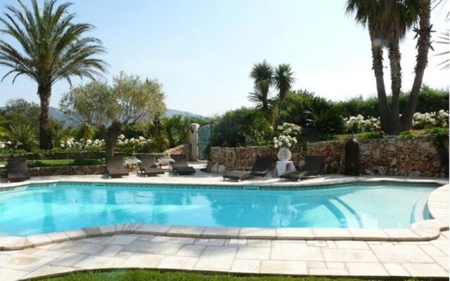 Villa Parfum de Roses