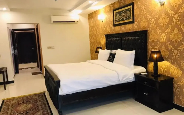 Royaute Luxury Hotel Sialkot
