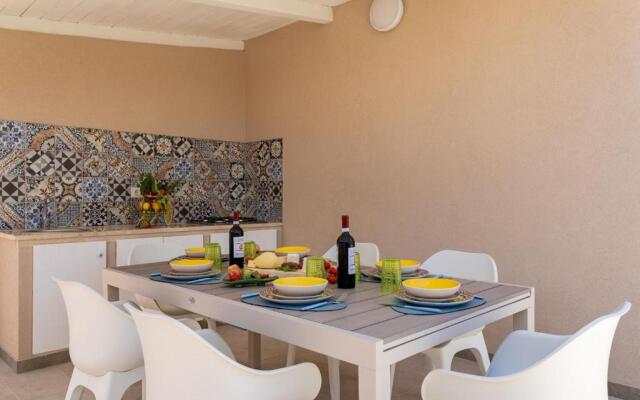 Villa Shamsi, heated pool and beach at 70 mt-Villa shamsi