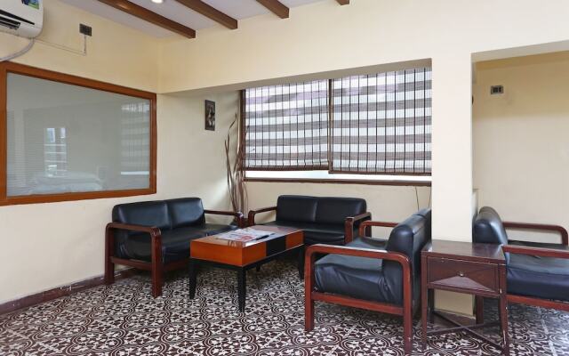 OYO Flagship 2207 Hotel Transit