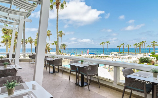 Leonardo Plaza Cypria Maris Beach Hotel & Spa
