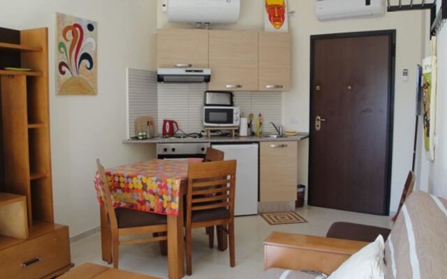 Apartment With 2 Bedrooms in Port El Kantaoui, With Pool Access, Enclo