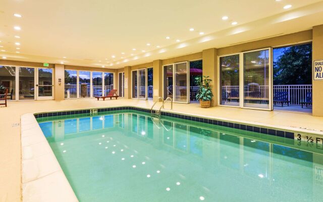 Hampton Inn & Suites Clinton