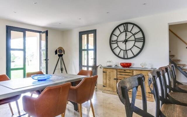 Maison Arles, 6 pièces, 8 personnes - FR-1-599-6