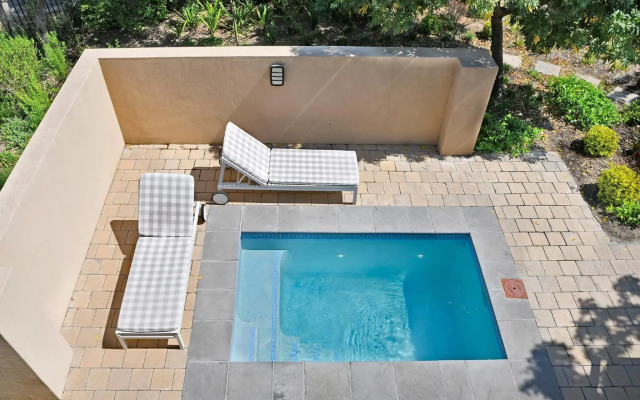 Small Wonder Guest Villa With Private Pool