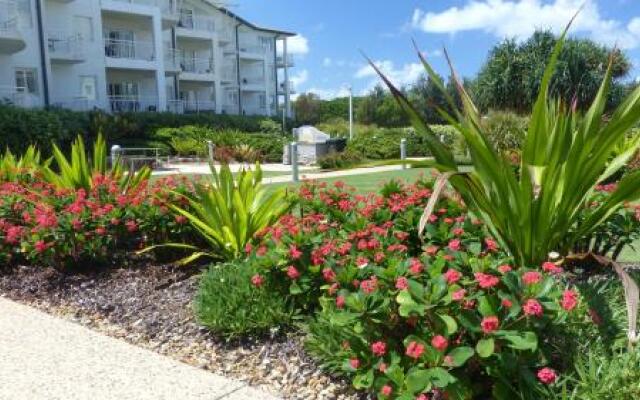 SALTBEACH2302