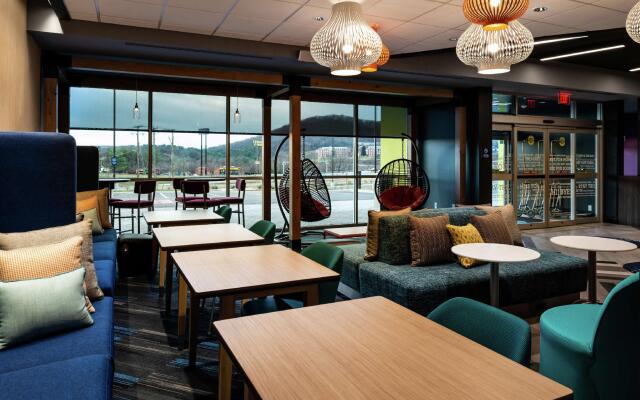 Tru By Hilton Staunton