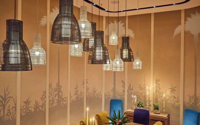 The Drayton Hotel Savannah, Curio Collection by Hilton