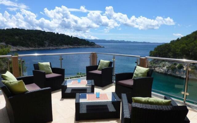 Apartments Ivano - 20 m from Sea