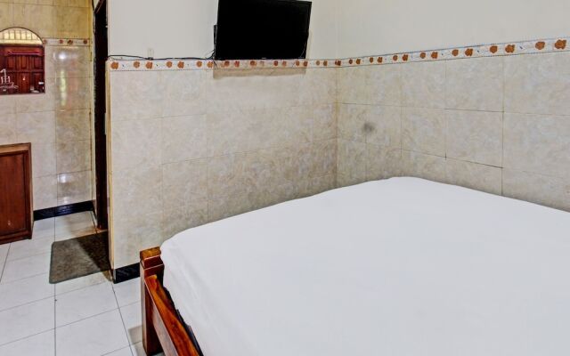 Hotel O Astri Homestay