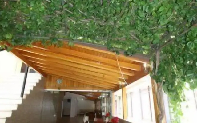 Eren Otel Çeşme