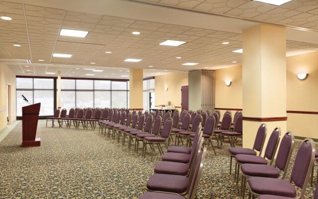 Radisson Hotel La Crosse