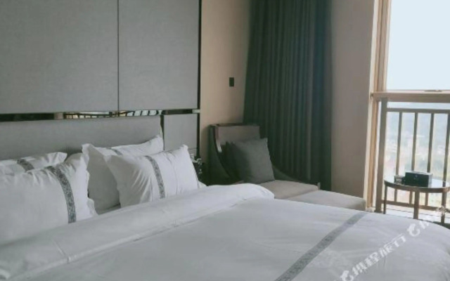 Zhihui Apartment Hotel