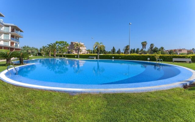 Happy in Oliva With 1 Bedrooms and 1 Bathrooms