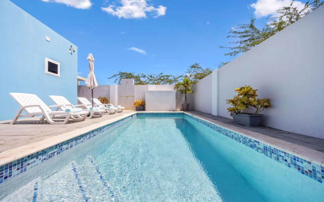 Apricity Suites