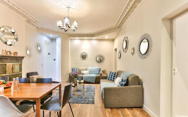 57 - Luxury Parisian Home Sebastopol 1