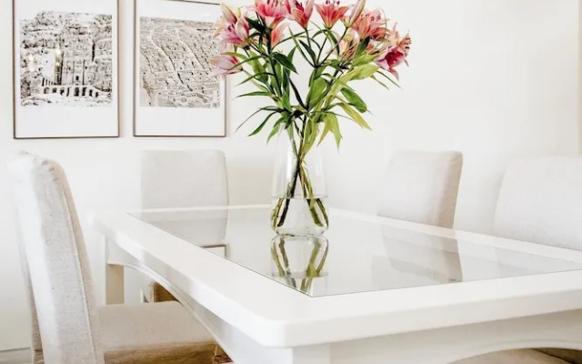 ELD3- Spacious 3 bedroom apt close to Puerto Banus