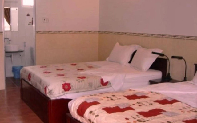 Oasis Hotel