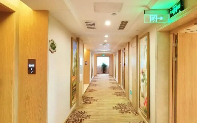 Vienna Hotel (Xupu Wanda Plaza)