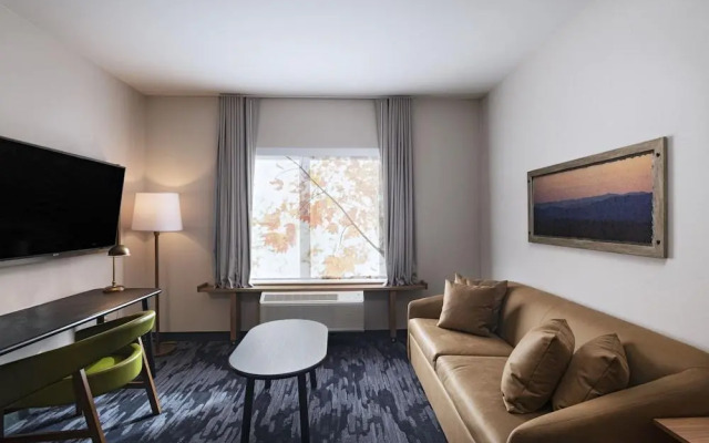 Fairfield Inn & Suites by Marriott Waller