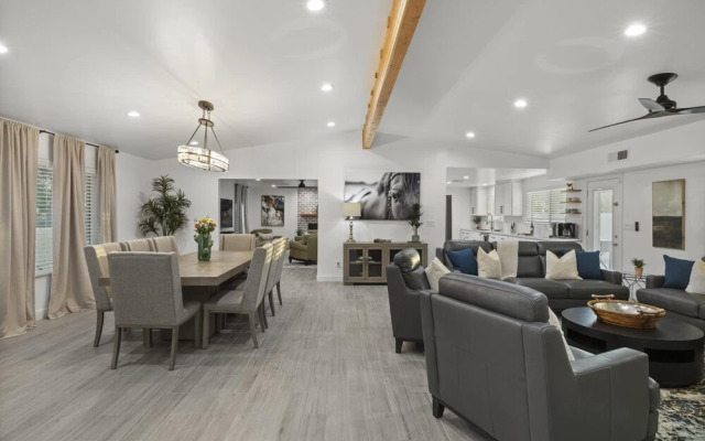 Desert Willow Pool Spa Firepit Putting Green